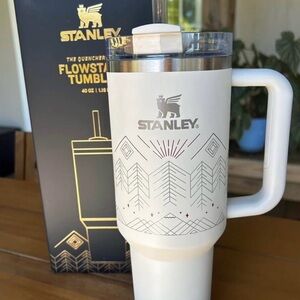 Stanley Winter White and Silver Winterscape Limited Edition FlowState Tumbler